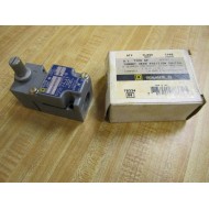 Square D 9007-C52A2 Limit Switch 9007C52A2 Series A