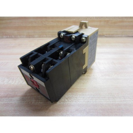 Allen Bradley 700-PK800A1 Relay 700PK800A1 Series B Type PK - New No Box