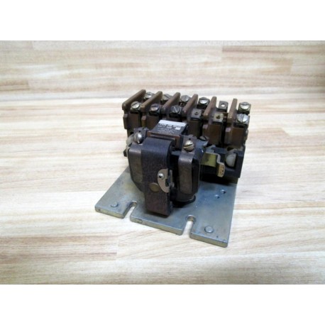 Joslyn Clark Sylvania 5U8 Relay 5U8 (3) Terminals WO Screws - Used