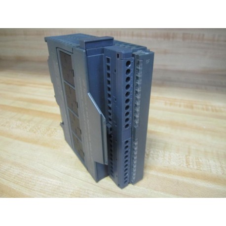 Siemens 6ES7 331-7KF02-0AB0 SIMATIC S7 Input Module E Stand: 3 WO Terminal Strip Cover - Used