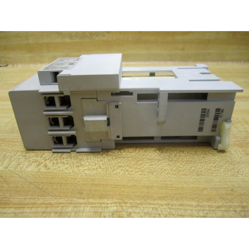 Allen Bradley 100-C30ZJ00 Series C Contactor