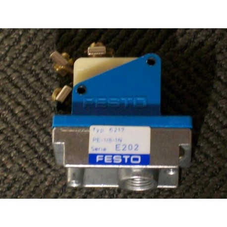 Festo 6217 Pressure Switch PE -18-1N Series E202
