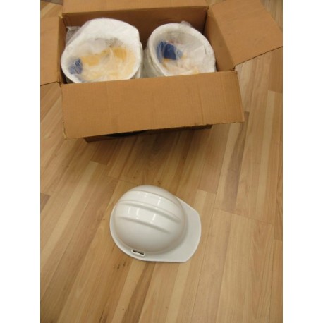 Bullard 3000 Hard Hat White 6-12 to 8 Sizing (Pack of 10)