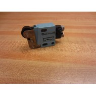 Telemecanique PXC-M125 Limit Switch wRoller PXCM125 - Used