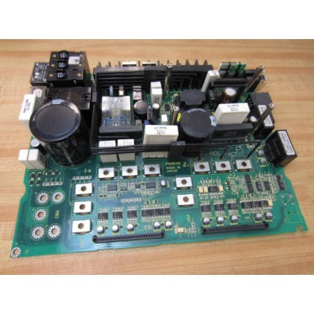 Fanuc A20B-2002-0157 Board A20B-2002-015704B -Board As Is - Parts Only