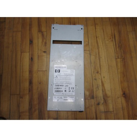 HP 30-10010-02 352 Fibre Channel Switch 30-10010-S2 - Used