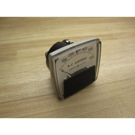 General Electric 12-749546-35 A-C Amperes Meter 0-600 - Used