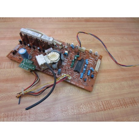 Mitsubishi FB3200W-DYNA Color Display Monitor FB3200WDYNA WWires - Used