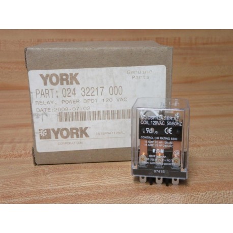Cutler Hammer D5PR3A Relay 3PDT SER A2  15A