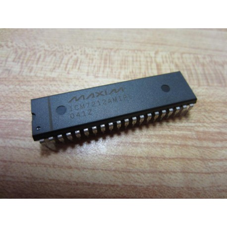 Maxim ICM7212AMIPL Integrated Circuit 4DGT