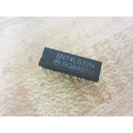 Motorola SN74LS32N Integrated Circuit