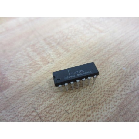 Fairchild 74LS37PC Integrated Circuit