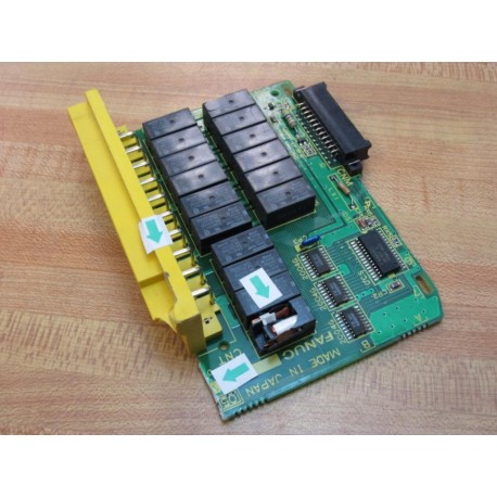 Fanuc A20B-8000-0101 Output PCB 4 A20B-8000-010103B    Non-Refundable - Parts Only