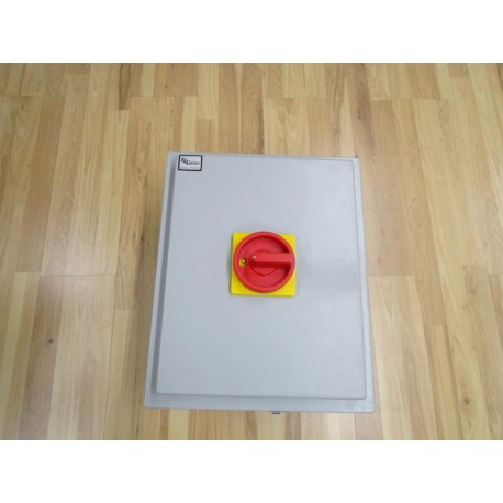 EEC Controls AM2068 Junction Box - New No Box