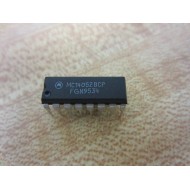 Motorola MC14052BCP Integrated Circuit (Pack of 3)