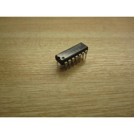 Motorola MC14002BCP Integrated Circuit (Pack of 3)
