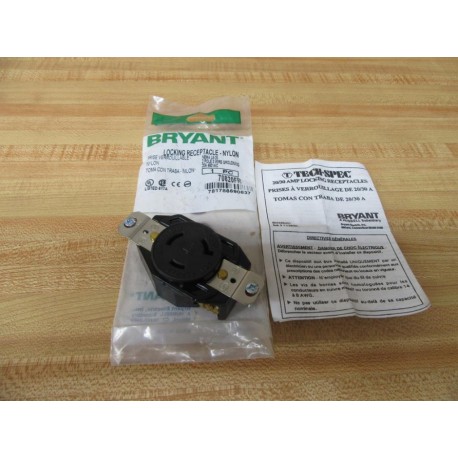 Bryant 70820FR Single Locking Receptacle L820