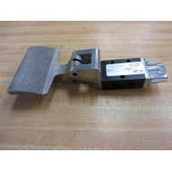 IR E252FS ARO Manual Foot Pedal Valve - Used