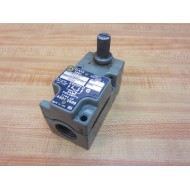 Square D 9007-C52B2 Limit Switch 9007C52B2 WO Screws - Used