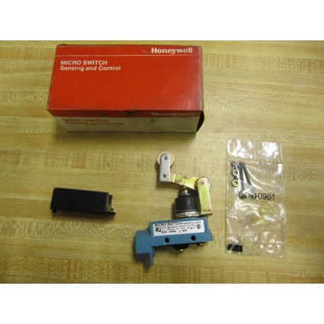 Honeywell BZE6-2RN28 Limit Switch BZE62RN28