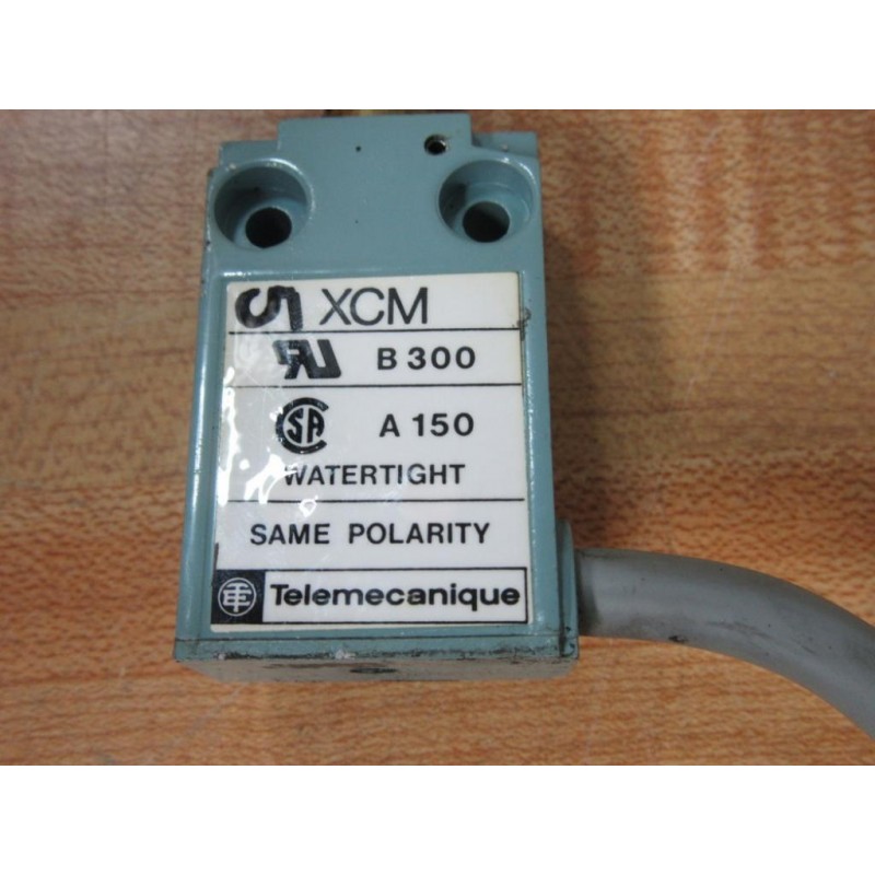 Telemecanique XCM-A102 Limit Switch XCMA102