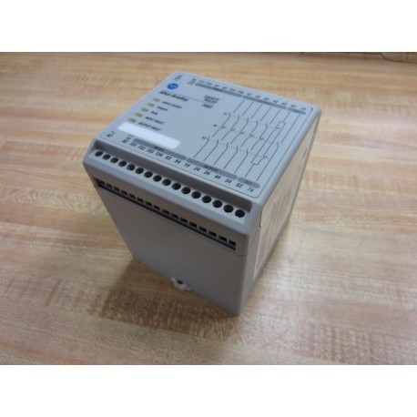 Allen Bradley 700-ZBR520AZ1 Safety Relay - Used