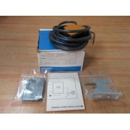 Omron E3JK-R2H1-G Photoelectric Switch E3JKR2H1G