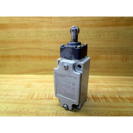 Omron D4B-3111N Limit Switch D4B3111N WRoller - Used