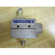 Micro Switch BZE6-RQ8X2 Limit Switch BZE6RQ8X2 - New No Box
