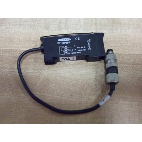 Banner D11E2P6FP Sensor 50833 - Used