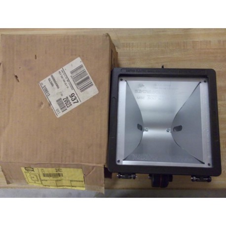 Hubbell 2V623 Flood Light Fixture