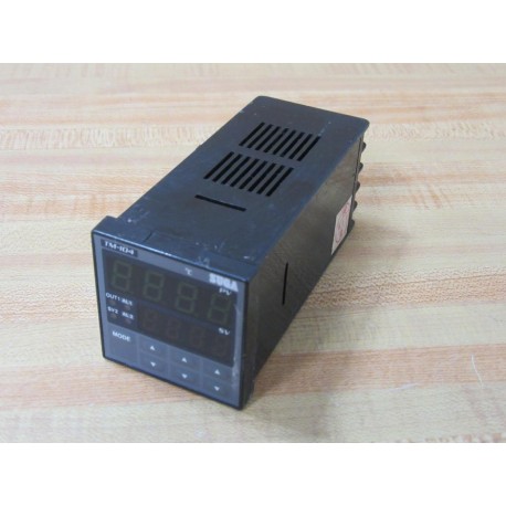 Toho Electronics TTM-104-1-PN Temperature Controller TTM-104-1-PN-Z03 - Used