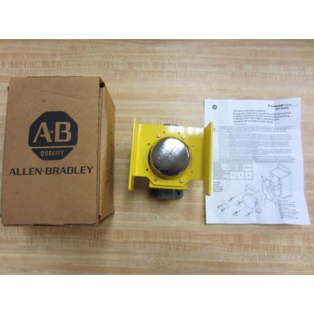 Allen Bradley 800P-S2CG2A Push Button 800PS2CG2A Series D