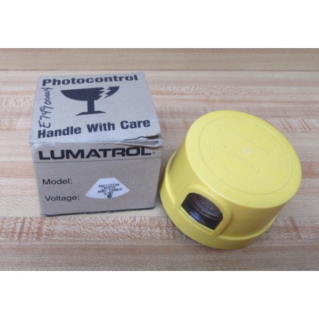 Lumatrol LM7275 Photo-Control