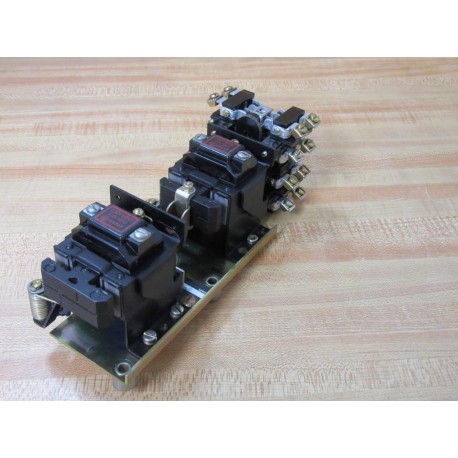 Allen Bradley 700-BXL440A1 Control Relay 700BXL440A1 Series B - New No Box