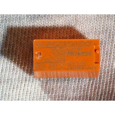 1 x re030012 Miniature PCB Relay Schrack 1pcs