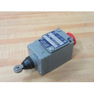Square D 9007-B51D Limit Switch wRoller Head 9007B51D - New No Box