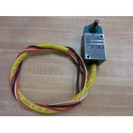Allen Bradley 802M-HY8 Limit Switch 802MHY8 Series D - Used