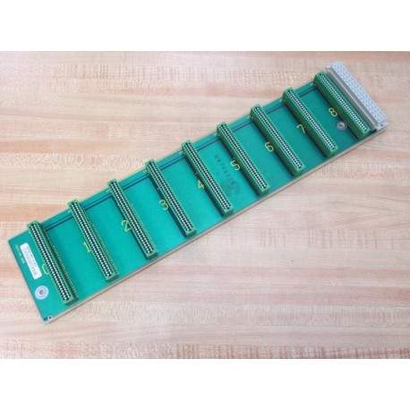 Siemens 6ES5 701 1LA11 SIMATIC S5  9-Slot Extension Subrack ER1 9-Slot Board Only - Used
