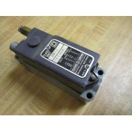 Square D 9007-AW22 Limit Switch 9007AW22 W Base - Used