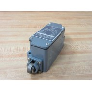 Allen Bradley 802-PASJ218 Limit Switch 802PASJ218 5A - New No Box
