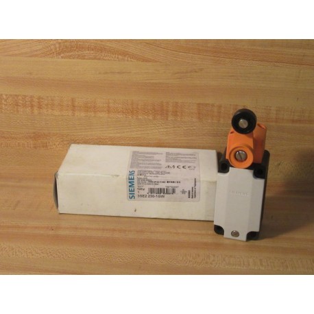 Siemens 3SE2 230-1GW Roller Crank Limit Switch 3SE22301GW