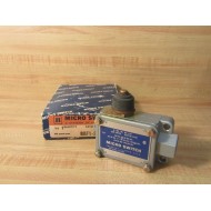 Honeywell BAF1-2RN-LH Limit Switch BAF12RNLH M-156