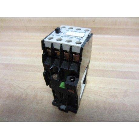 Siemens 3TH8031-0B Relay Chipped 3TH80310B - Used
