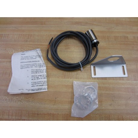 AC AutotechLenze SMC-QS133-010 Proximity Switch SMCQS133010 - New No Box