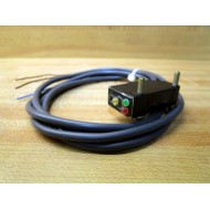 Omron E3V-DS70B43S Photoelectric Emitter Receiver E3VDS70B43S - Used