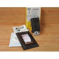 Hubbell GFR5352A Ground Fault Duplex Receptacle