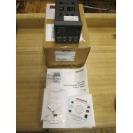 Honeywell UDC3300 Universal Digital Controller