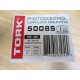 Tork 5008S Photocontrol Turn-Lock Mounting